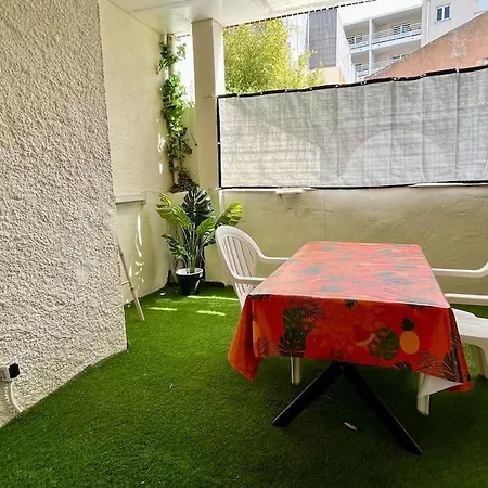 Apartment Terrasse Proche Centre Et Canal